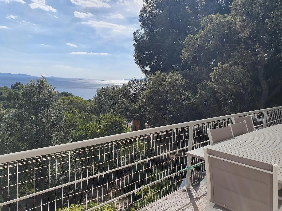Homestay L'Escapade Apartment Rayol-Canadel-sur-Mer France